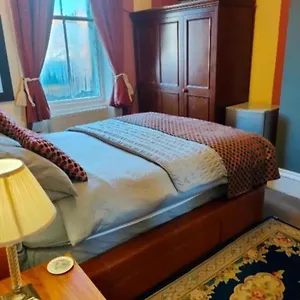  Guest house Central Close To Beach Pier Flowergate United Kingdom